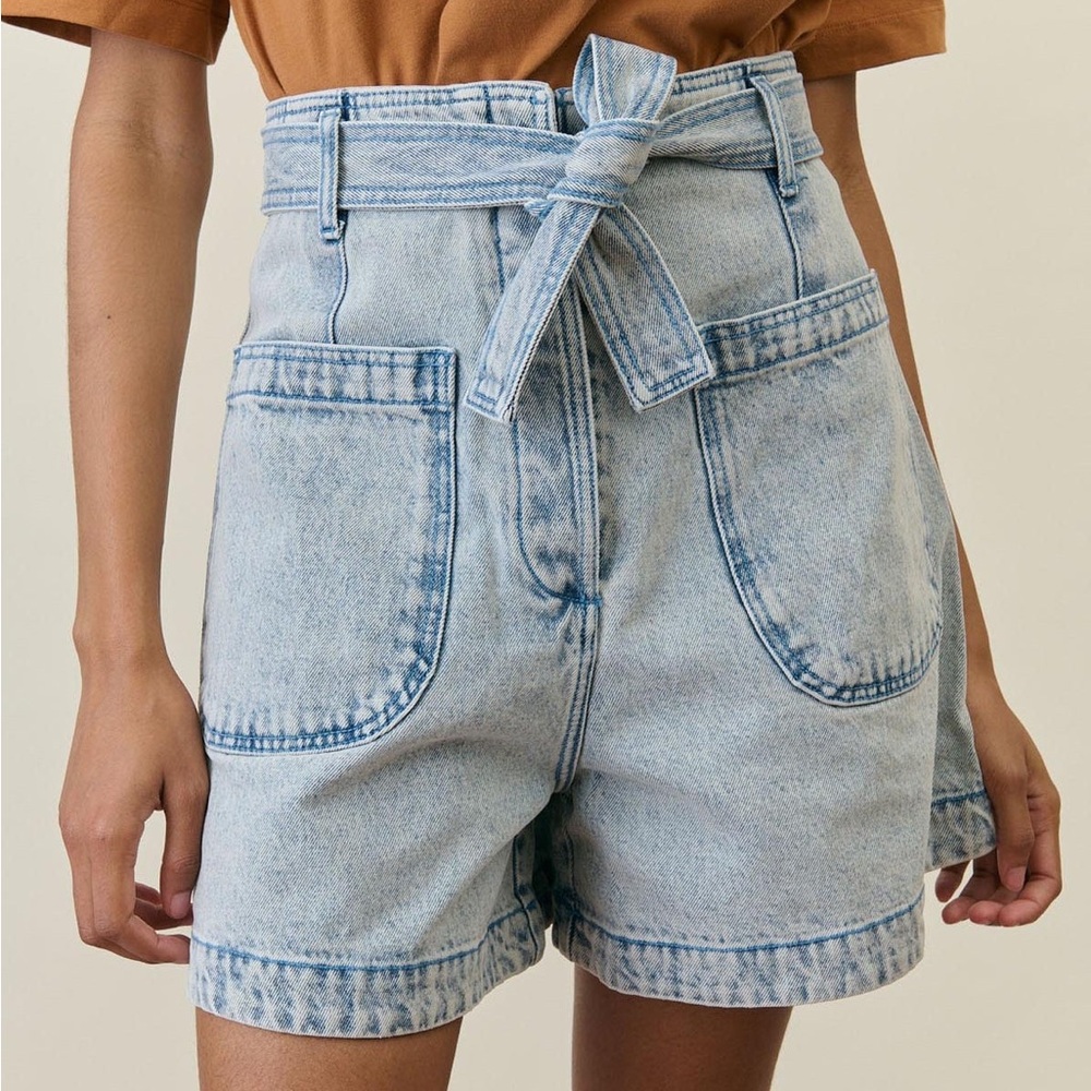 NWT Louise Misha Paris Virginia Denim High-Waisted Women's Shorts Light Blue